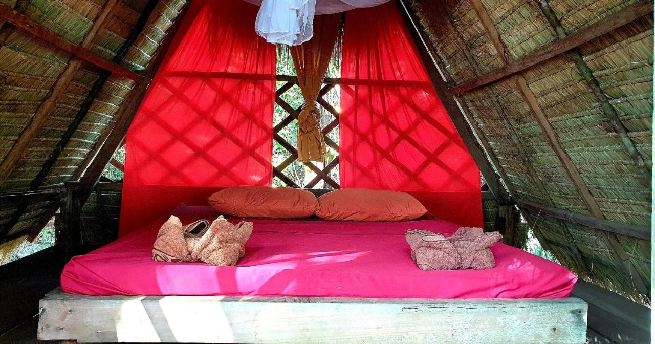 Crusoe Koh Takiev Island Hotel Koh Ta Kiev Екстериор снимка