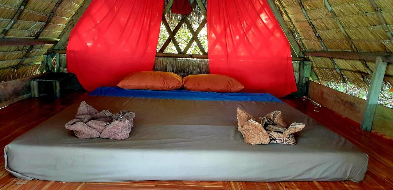 Crusoe Koh Takiev Island Hotel Koh Ta Kiev Екстериор снимка