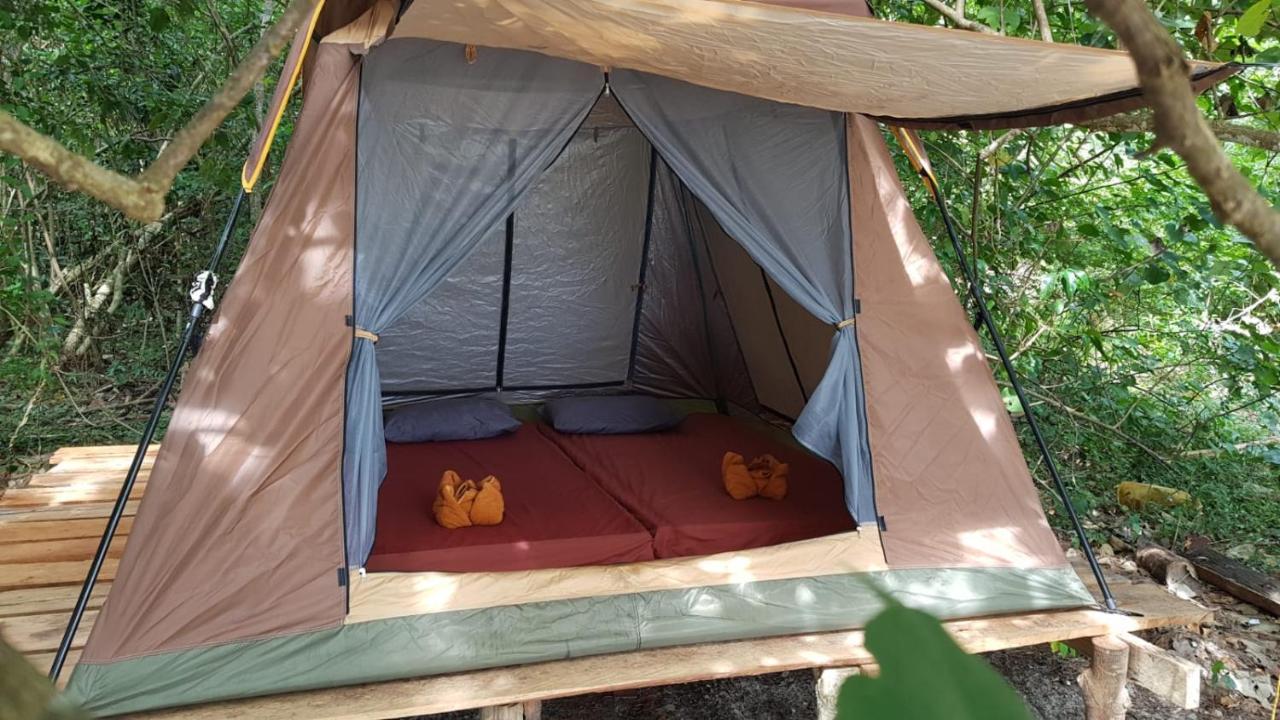 Crusoe Koh Takiev Island Hotel Koh Ta Kiev Екстериор снимка