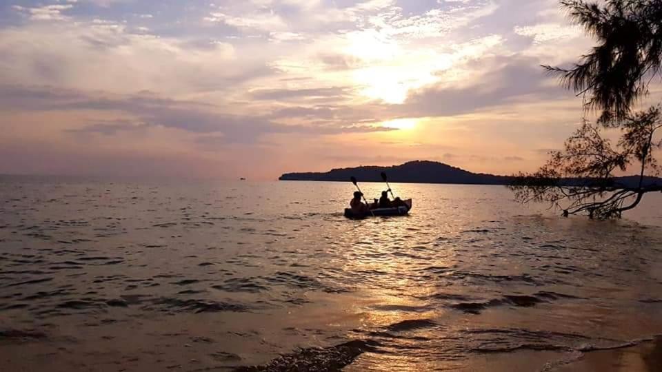 Crusoe Koh Takiev Island Hotel Koh Ta Kiev Екстериор снимка