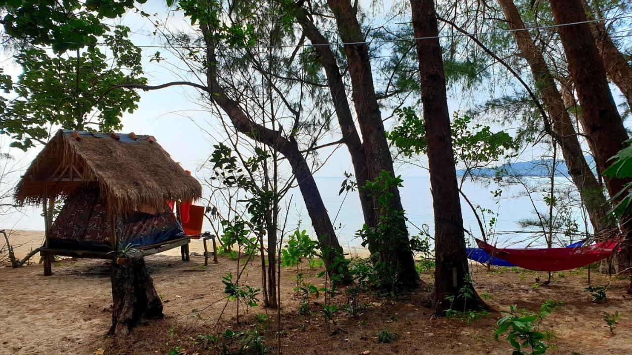 Crusoe Koh Takiev Island Hotel Koh Ta Kiev Екстериор снимка